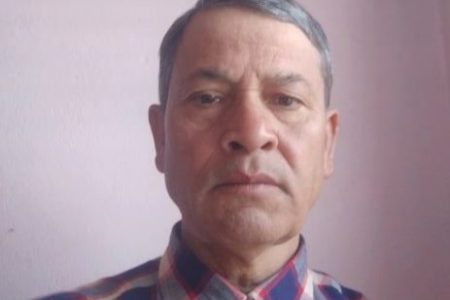 धेनु झैं देश दोए !